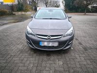 Gebraucht Opel Astra Edition 120 PS (88 kW) 2012 Grau Kleinwagen