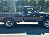 Gebraucht Jeep Comanche Laredo 237 PS (174 kW) 1988 Schwarz Pickup