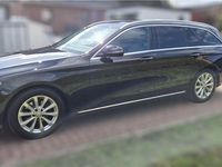 Gebraucht Mercedes E220 194 PS (142 kW) 2016 Schwarz Kombi