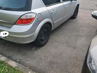 Gebraucht Opel Astra 105 PS (77 kW) 2007 Silber Limousine