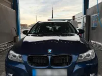 Gebraucht BMW 318 143 PS (105 kW) 2010 Blau Kombi