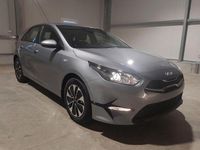 Neu Kia Ceed 101 PS (74 kW) 2026 Grau Kleinwagen