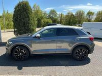 Gebraucht VW T-Roc IQ Drive 150 PS (110 kW) 2020 Grau SUV