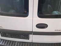 Usado Opel Combo 75 CV (55 kW) 2010 Blanco Monovolumen