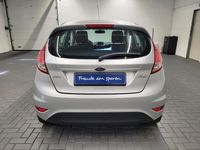 Gebraucht Ford Fiesta 95 PS (69 kW) 2013 Silber (polarsilbermet.) Kleinwagen