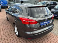 gebraucht Ford Focus Turnier 1.0 EcoBoost Titanium