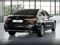Gebraucht Mercedes C200 Avantgarde 163 PS (119 kW) 2025 Schwarz Limousine