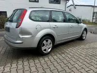 Gebraucht Ford Focus 101 PS (74 kW) 2007 Grau Kombi