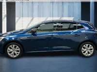Gebraucht Renault Mégane LIMITED 140 PS (102 kW) 2019 Blau Limousine