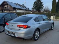 Gebraucht Opel Insignia Dynamic 165 PS (121 kW) 2018 Silber Limousine