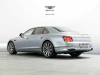 Gebraucht Bentley Flying Spur 549 PS (403 kW) 2023 Silber Limousine