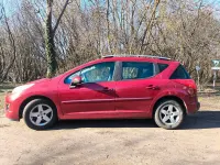 Gebraucht Peugeot 207 92 PS (67 kW) 2011 Rot Kombi