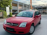 Begagnad Opel Vectra 122 HK (89 kW) 2004 Röd Kombi