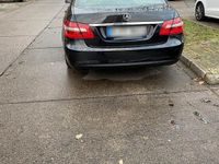 Second-hand Mercedes E250 258 CP (189 kW) 2009 Negru Berlinǎ