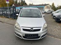 Gebraucht Opel Zafira 140 PS (102 kW) 2008 Silber Van / Kleinbus
