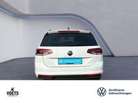 Gebraucht VW Passat Business 150 PS (110 kW) 2023 Weiß Kombi