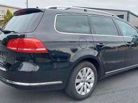 Gebraucht VW Passat Highline 140 PS (102 kW) 2011 Schwarz Kombi