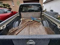 Gebraucht Nissan Navara 171 PS (125 kW) 2006 Grün Pickup