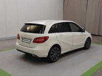 Gebraucht Mercedes B180 Edition 122 PS (89 kW) 2018 Weiß Van / Kleinbus