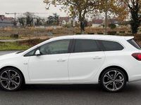 Gebraucht Opel Astra 179 PS (131 kW) 2013 Weiß Kombi