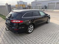 Gebraucht Ford Mondeo Titanium 179 PS (131 kW) 2016 Schwarz Kombi