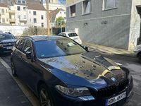 Gebraucht BMW 520 184 PS (135 kW) 2012 Schwarz Kombi