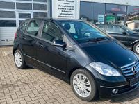 Gebraucht Mercedes A180 Elegance 109 PS (80 kW) 2008 Kosmosschwarz  metalliclack Limousine