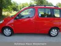 Gebraucht Toyota Yaris Verso Sol 84 PS (61 kW) 2004 Rot Van / Kleinbus