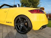 gebraucht Audi TT Roadster 2.0 TFSI, Traumwagen in imolagelb, Topzustand