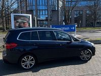 Gebraucht BMW 220 Gran Tourer Luxury Line 190 PS (139 kW) 2018 Blau Van / Kleinbus