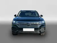 Gebraucht VW Touareg 231 PS (169 kW) 2025 Schwarz SUV