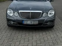 Gebraucht Mercedes E220 170 PS (125 kW) 2007 Grau Kombi