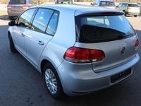 Gebraucht VW Golf VI Trendline 102 PS (75 kW) 2010 Silber Kleinwagen