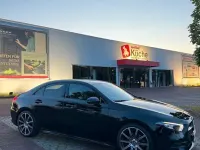 Gebraucht Mercedes A200 AMG line 163 PS (119 kW) 2022 Schwarz Limousine