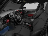 Gebraucht Mini Cooper Chili 136 PS (100 kW) 2017 Schwarz metallic Kleinwagen