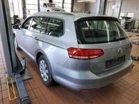 gebraucht VW Passat Variant 2.0 TDI Navi Anhängerkupplung ACC Parktronic Sitz