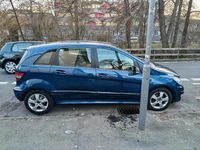 Gebraucht Mercedes B200 136 PS (100 kW) 2009 Blau Van / Kleinbus