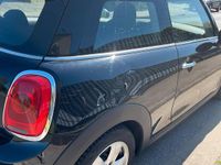 Second-hand Mini ONE 75 CP (55 kW) 2018 Negru Hatchback