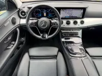 Gebraucht Mercedes E220 200 PS (147 kW) 2023 Baltic black Kombi