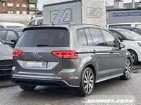 Gebraucht VW Touran Highline 150 PS (110 kW) 2019 Grau Van / Kleinbus