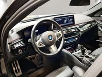 Gebraucht BMW M550 Performance 530 PS (389 kW) 2022 Grau Limousine