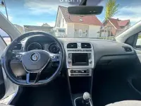 Gebraucht VW Polo Highline 90 PS (66 kW) 2015 Weiß Kleinwagen