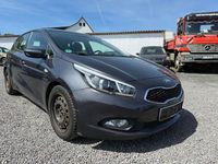 Second-hand Kia Ceed 135 CP (99 kW) 2013 Negru Hatchback