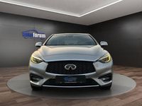 Gebraucht Infiniti Q30 Sport Tech 170 PS (125 kW) 2016 Grau SUV