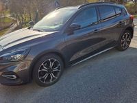 Usata Ford Focus Active 182 CV (133 kW) 2020 Grigio Berlina