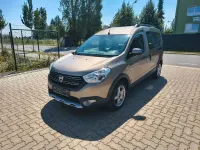 Gebraucht Dacia Dokker Stepway 95 PS (69 kW) 2020 Gold Van / Kleinbus
