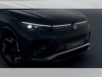 Neu VW Tiguan R-line 150 PS (110 kW) 2026 Grau (uranograu) SUV