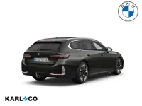 Gebraucht BMW 520 M Sport 208 PS (152 kW) 2025 Grau Kombi