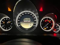 Gebraucht Mercedes E300 246 PS (180 kW) 2011 Schwarz Limousine