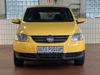 Gebraucht VW Fox Basis 54 PS (39 kW) 2006 Gelb Kleinwagen